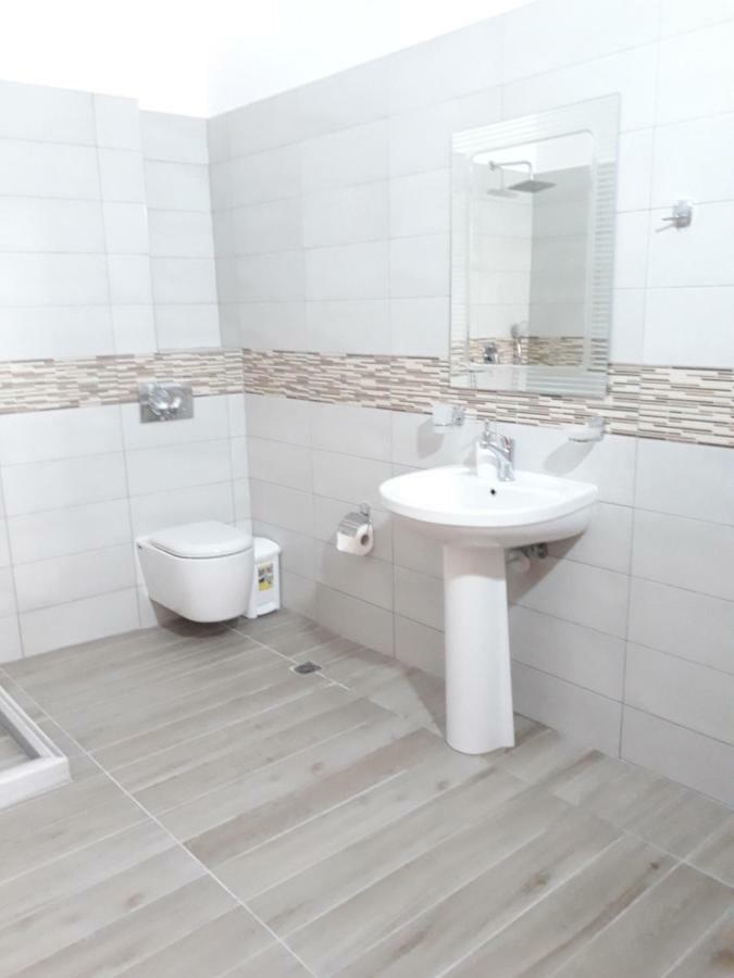 Beleris Rooms Himara Kültér fotó