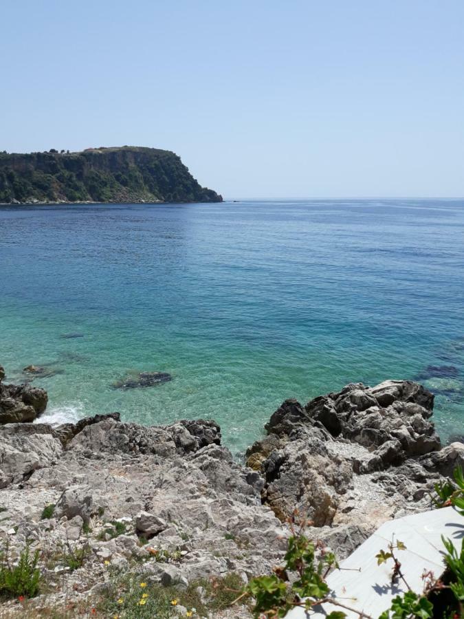 Beleris Rooms Himara Kültér fotó